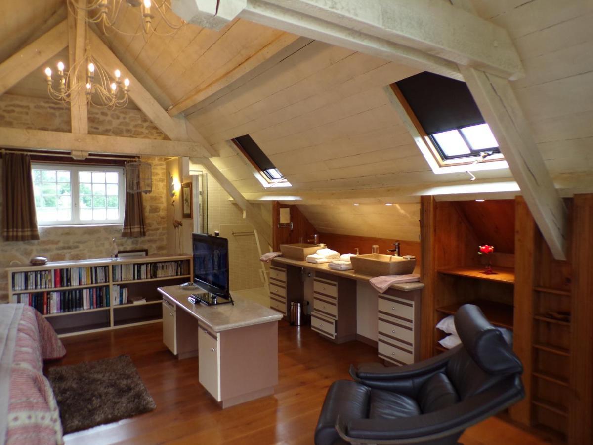 Moulin Du Soustre Bed & Breakfast Cavagnac ภายนอก รูปภาพ