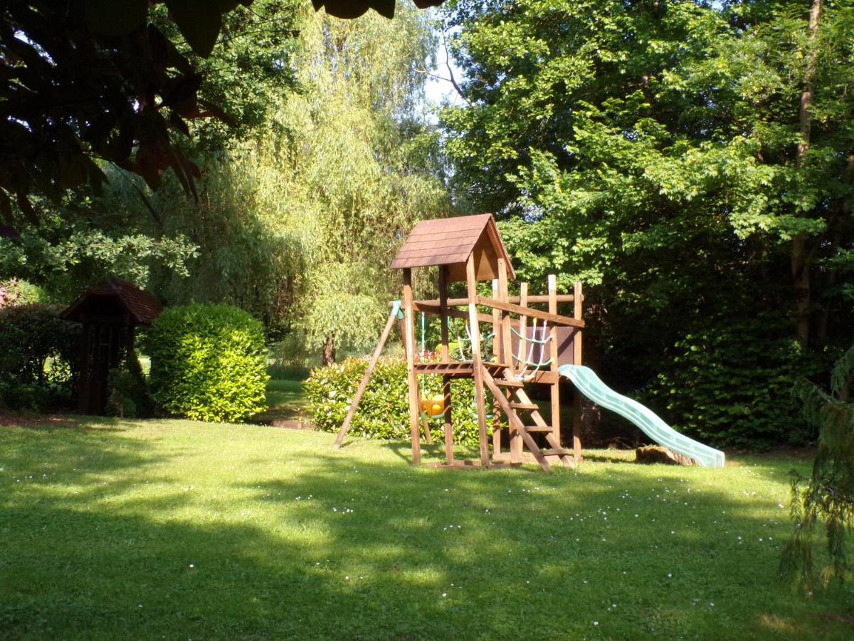 Moulin Du Soustre Bed & Breakfast Cavagnac ภายนอก รูปภาพ