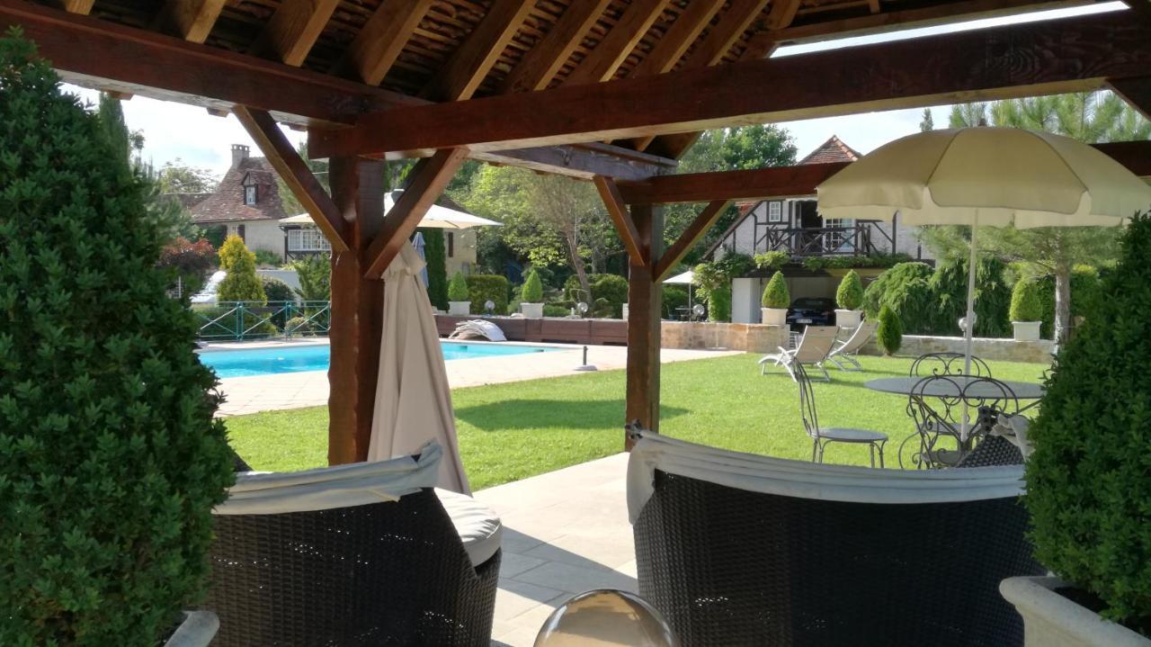 Moulin Du Soustre Bed & Breakfast Cavagnac ภายนอก รูปภาพ
