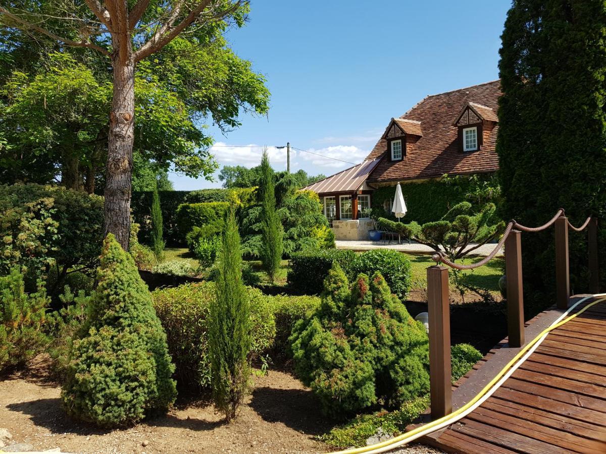 Moulin Du Soustre Bed & Breakfast Cavagnac ภายนอก รูปภาพ