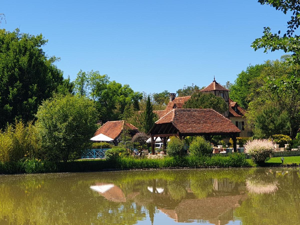 Moulin Du Soustre Bed & Breakfast Cavagnac ภายนอก รูปภาพ